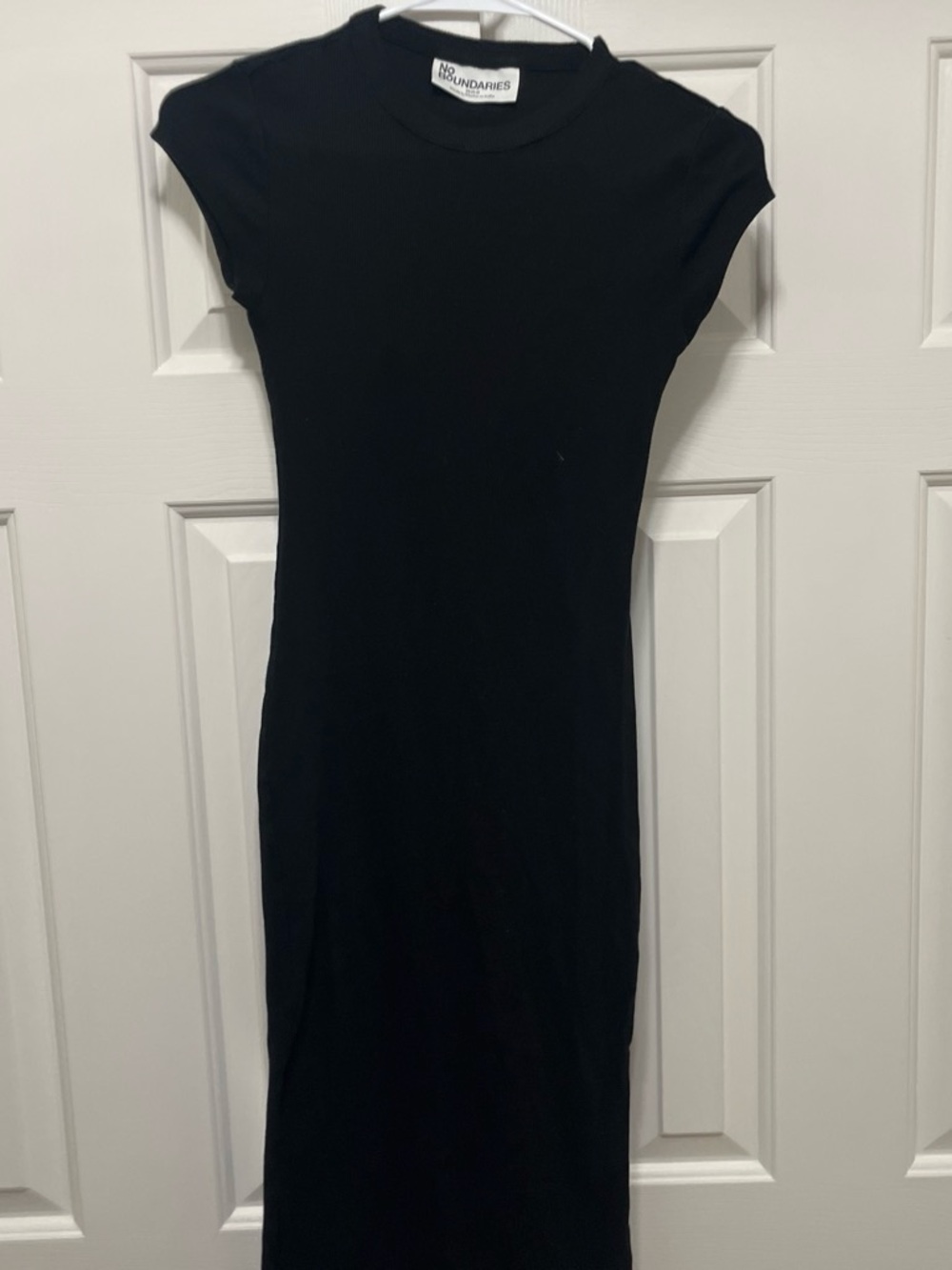 No Boundaries Black Cap Sleeve Midi Dress - Slim Crew Neck